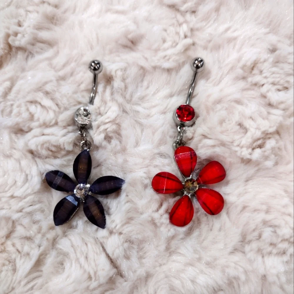 2 Belly Rings Beautiful Flower Superior Quality - Picture 2 of 5